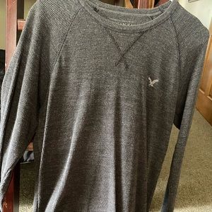 Men’s AE long sleeve waffle shirt. Never worn.